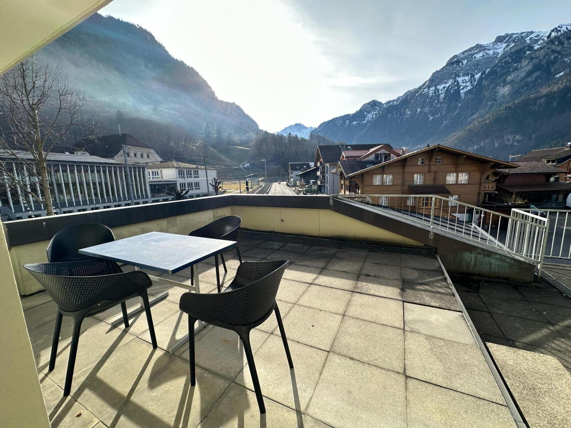Hotel Christina Wilderswil Bagian luar foto