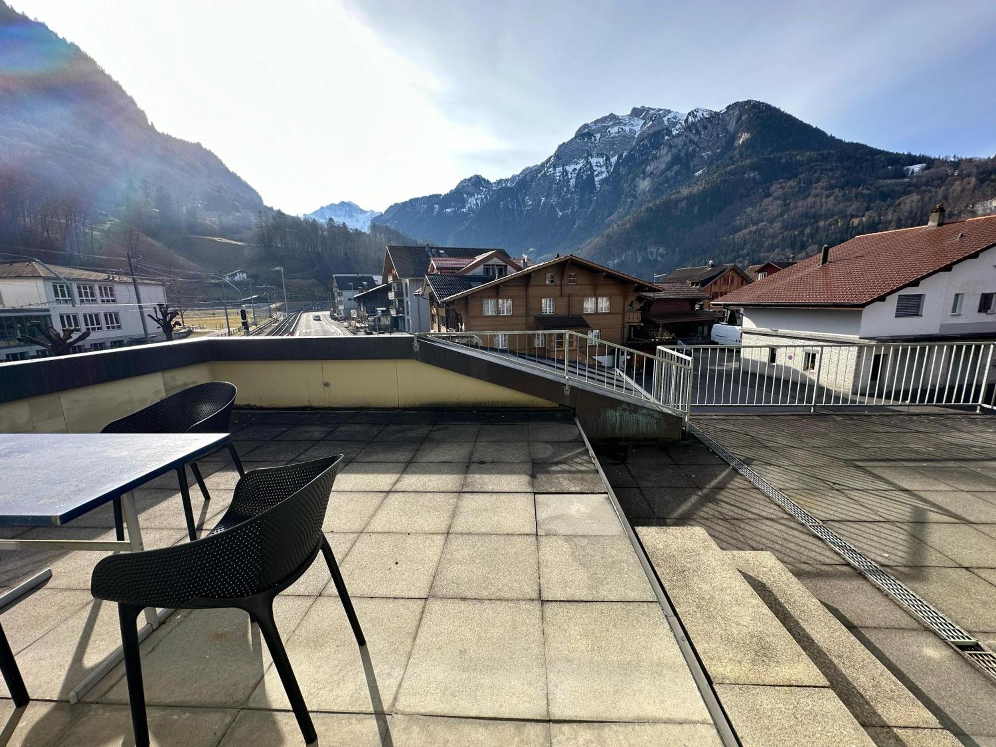 Hotel Christina Wilderswil Bagian luar foto