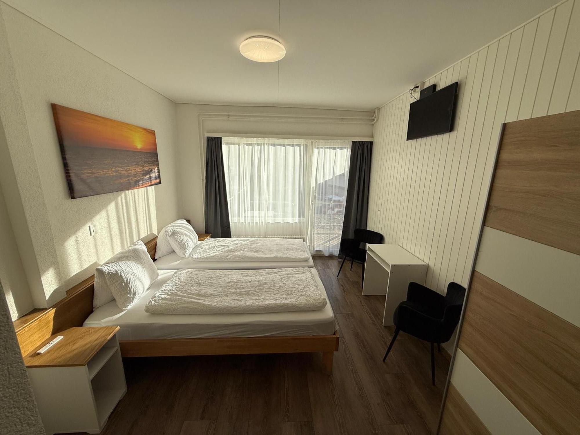 Hotel Christina Wilderswil Bagian luar foto