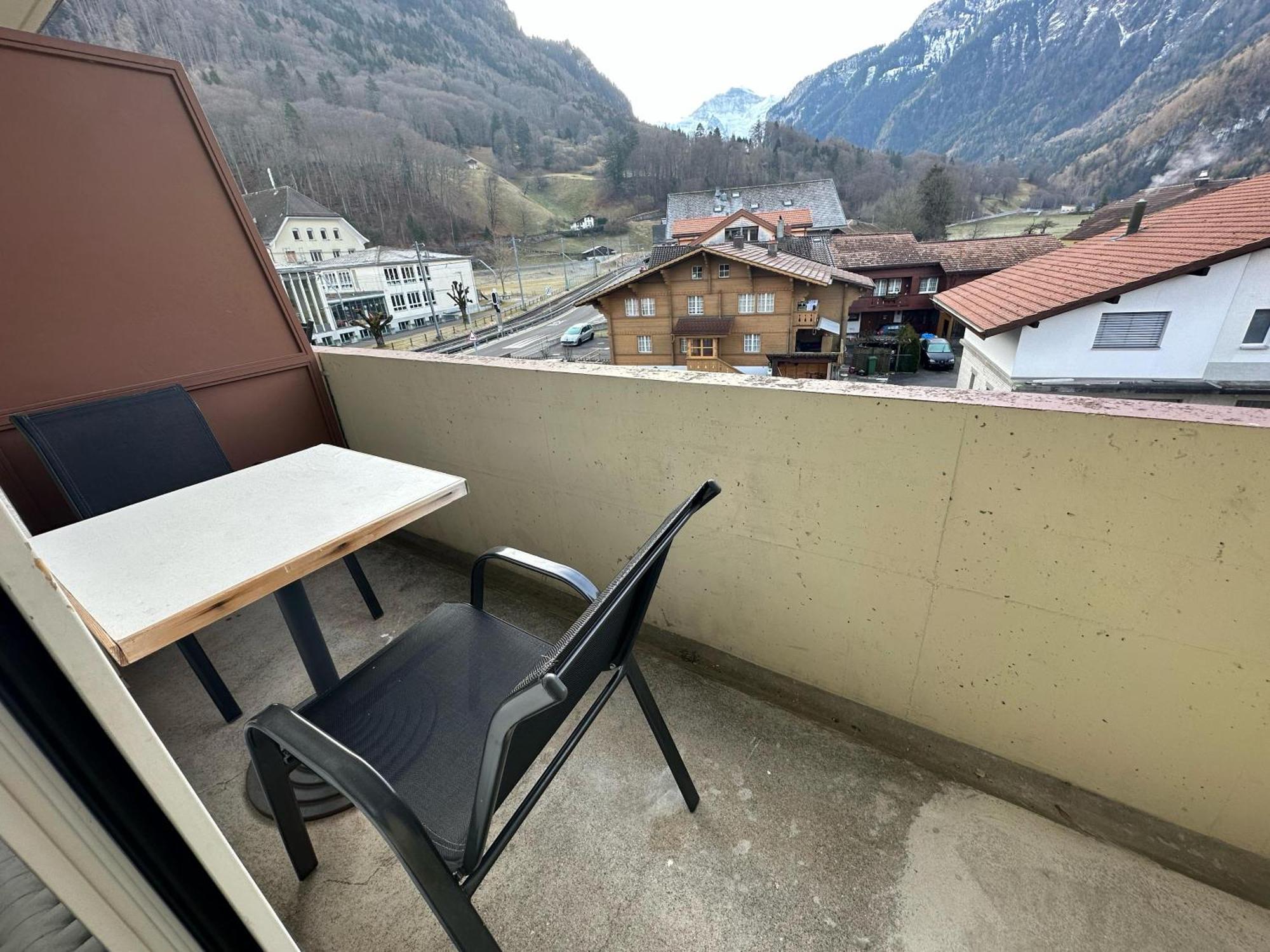 Hotel Christina Wilderswil Bagian luar foto
