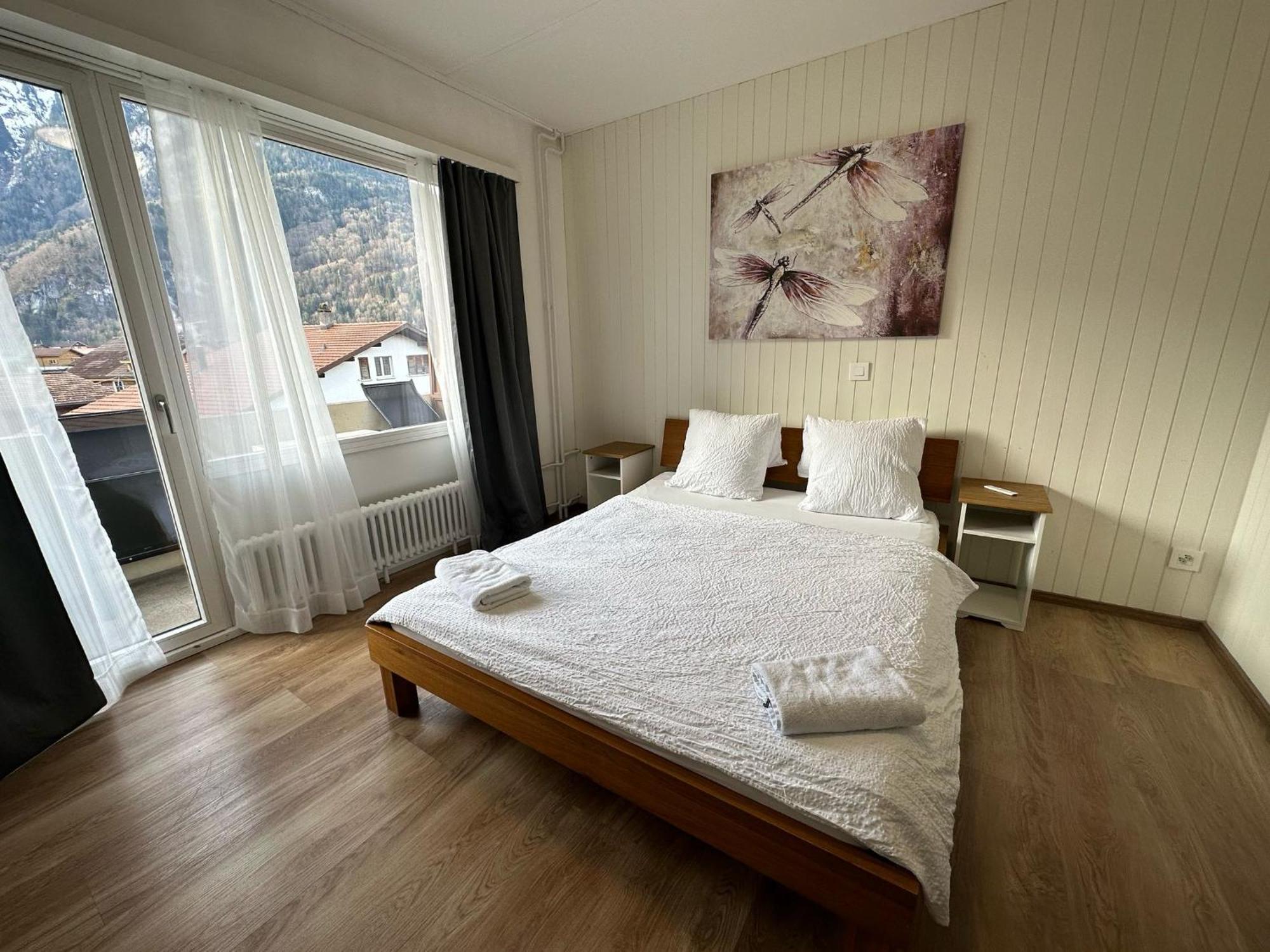 Hotel Christina Wilderswil Bagian luar foto