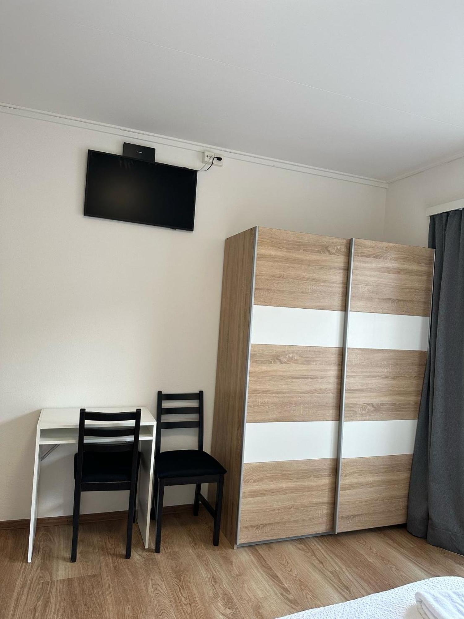 Hotel Christina Wilderswil Bagian luar foto