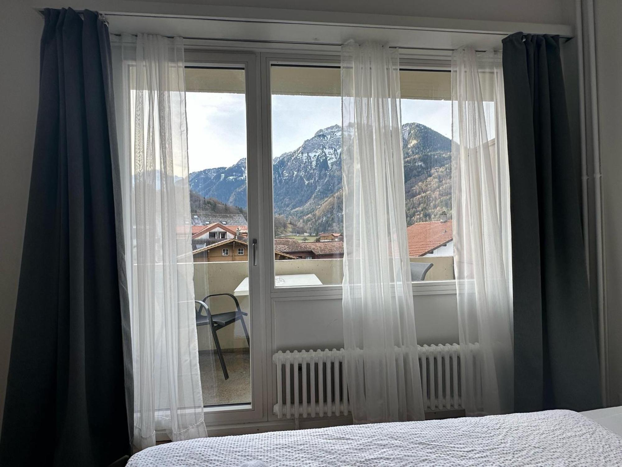 Hotel Christina Wilderswil Bagian luar foto