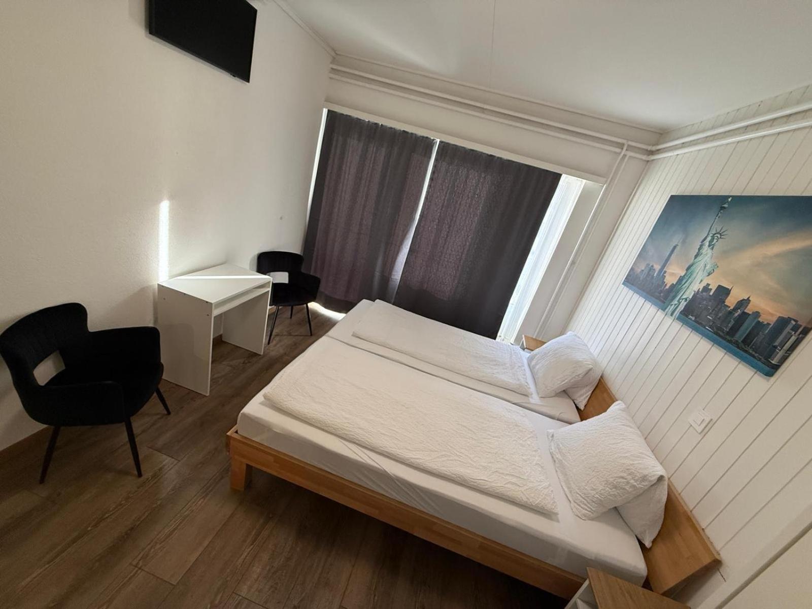 Hotel Christina Wilderswil Bagian luar foto