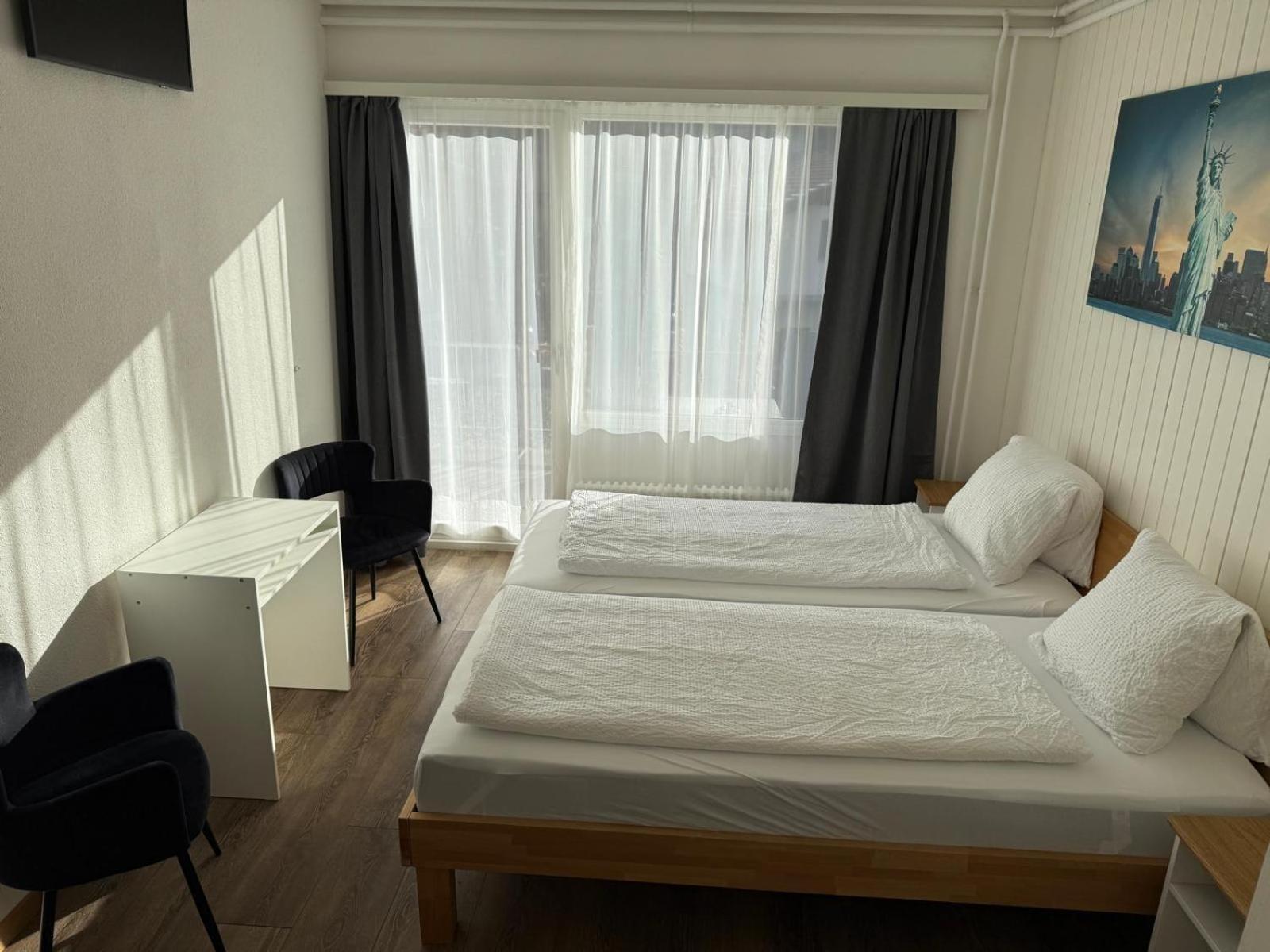Hotel Christina Wilderswil Bagian luar foto
