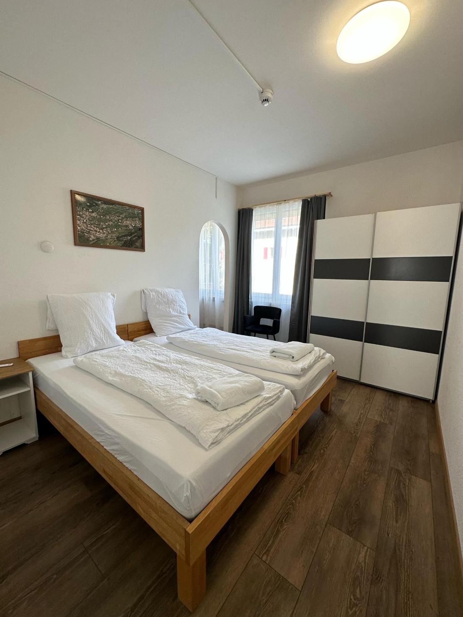 Hotel Christina Wilderswil Bagian luar foto